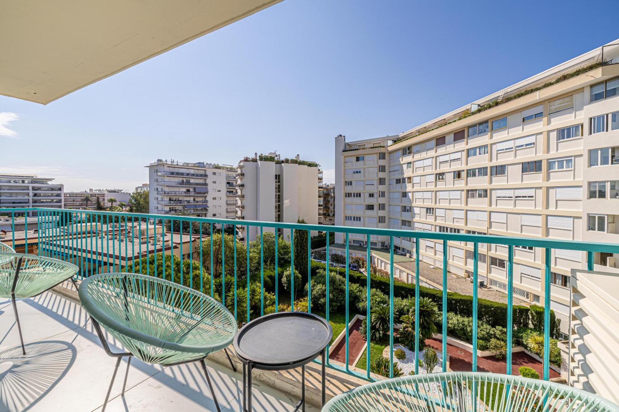 Modern - 3br- 6p - Palm Beah * Cannes