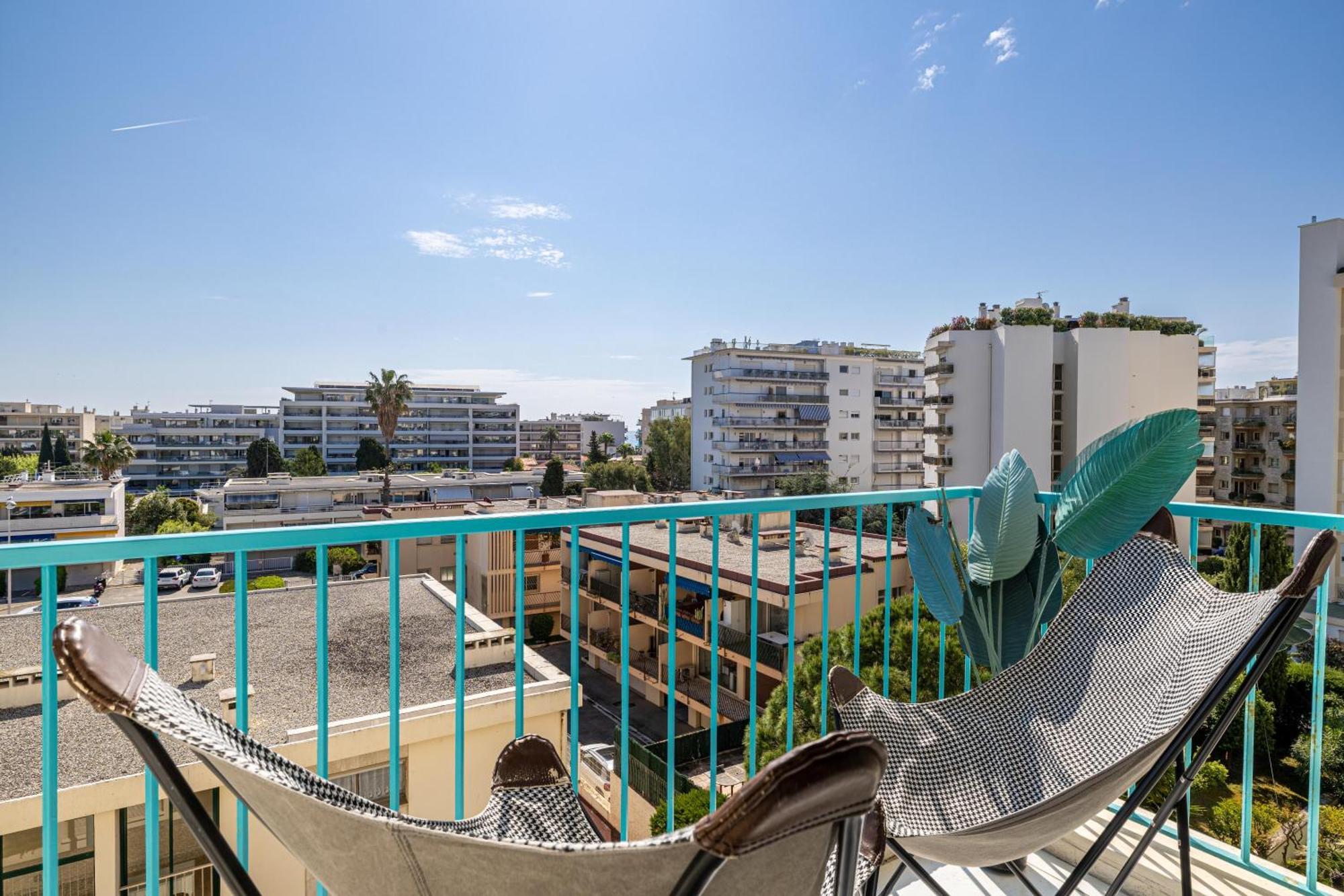 Modern - 3br- 6p - Palm Beah * Cannes