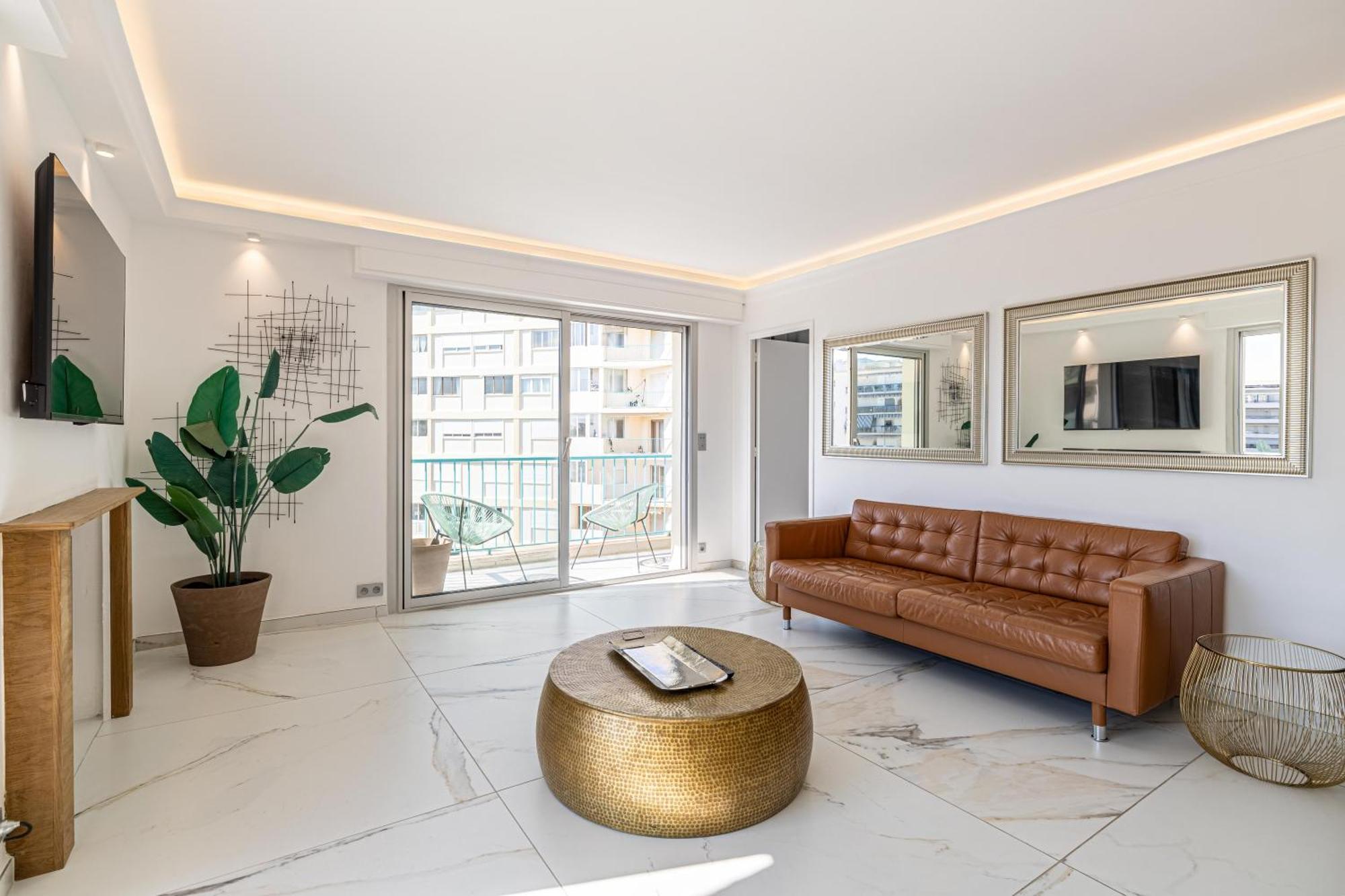 Modern - 3br- 6p - Palm Beah Cannes